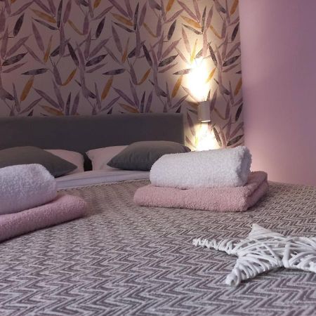Apartman Central Place Belgrado Buitenkant foto