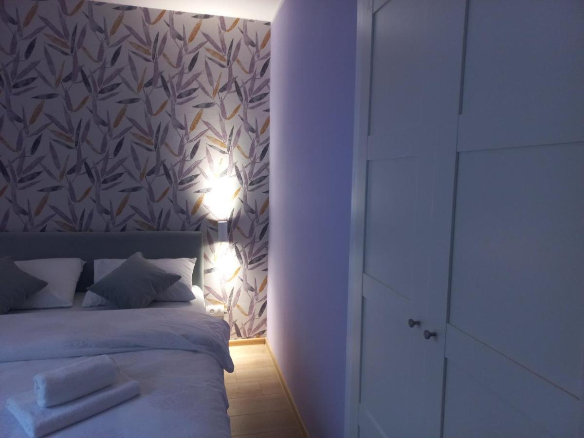 Apartman Central Place Belgrado Buitenkant foto