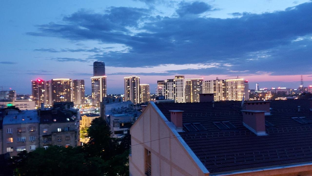 Apartman Central Place Belgrado Buitenkant foto